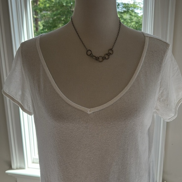 Frank and Eileen Tee Lab SS White Wide Vneck, 100% Cotton, Like New, Made in USA - Picture 2 of 9